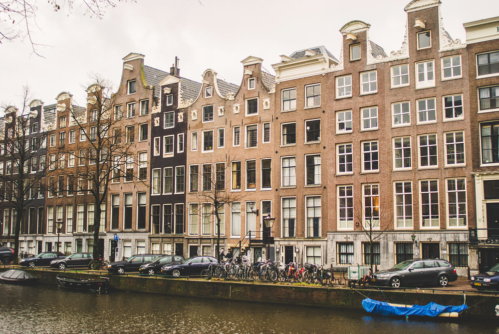 Amsterdam-Travel-Diary-14-Love-Note-Photo