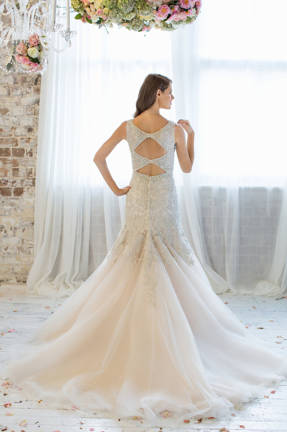 bridal-Roz-la-kelin-antoinete-diamond-collection-Jubilee-5879T-wedding-dress-bc
